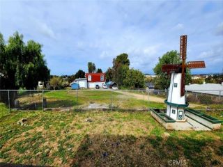 Foreclosed Home - 1355 HEDIONDA AVE, 92081
