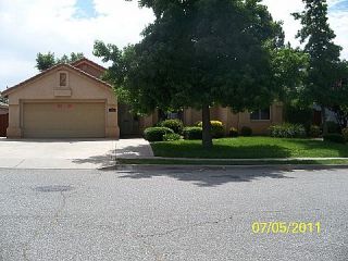 Foreclosed Home - 748 KINGSWELL AVE, 92220