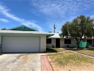 Foreclosed Home - 361 N 8TH ST, 92225