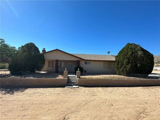 Foreclosed Home - 61415 ALTA LOMA DR, 92252