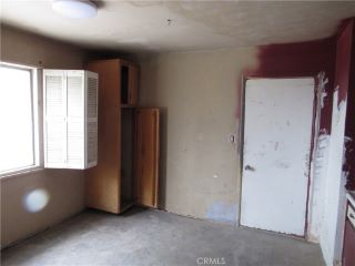 Foreclosed Home - 340 W ROSA PARKS RD, 92262