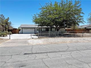 Foreclosed Home - 10827 NANDINA ST, 92308