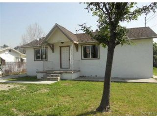 Foreclosed Home - 9465 ELM AVE, 92335