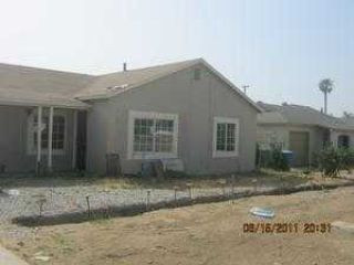 Foreclosed Home - 8215 CHERRY AVE, 92335