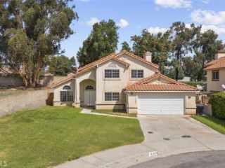 Foreclosed Home - 18004 SAN JACINTO AVE, 92336
