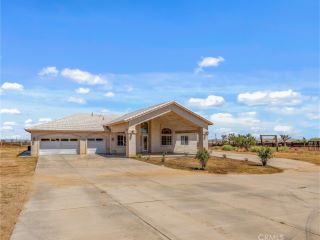 Foreclosed Home - 7326 DEL ROSA RD, 92371