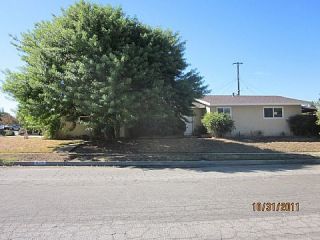 Foreclosed Home - 620 HIBISCUS DR, 92373