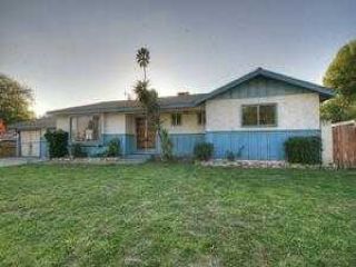 Foreclosed Home - 990 N EUCALYPTUS AVE, 92376