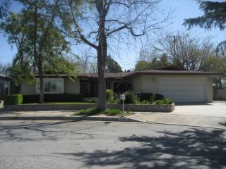 Foreclosed Home - 1609 N VISTA AVE, 92376