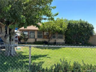 Foreclosed Home - 761 S SYCAMORE AVE, 92376