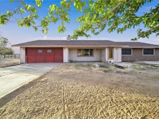 Foreclosed Home - 13992 OLANCHA RD, 92392