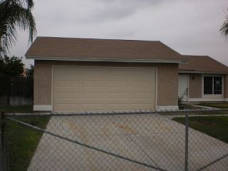 Foreclosed Home - 1303 AMERICAN DR, 92501