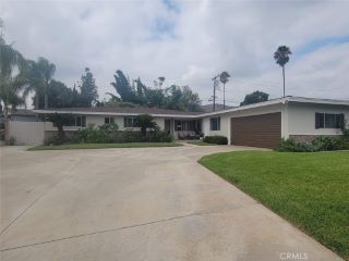 Foreclosed Home - 5326 SIERRA VISTA AVE, 92505