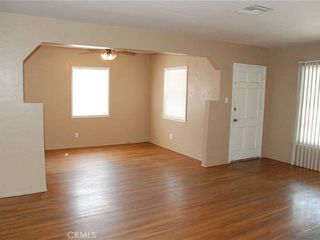 Foreclosed Home - 4601 CENTRAL AVE, 92506