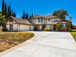 Foreclosed Home - 8079 GOLDEN STAR AVE, 92506