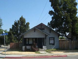 Foreclosed Home - 124 W LATHAM AVE, 92543