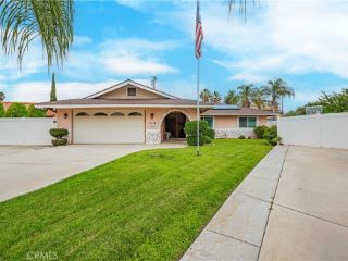 Foreclosed Home - 41940 STONECLIFF WAY, 92544
