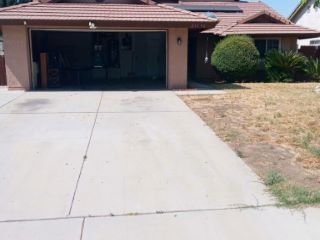 Foreclosed Home - 25190 DESERT WILLOW DR, 92553