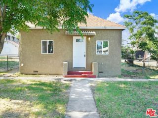 Foreclosed Home - 172 E 5TH ST, 92570