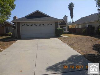 Foreclosed Home - 553 HUCKLEBERRY DR, 92571