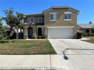 Foreclosed Home - 690 MYRTLE AVE, 92571