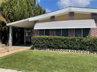 Foreclosed Home - 253 N PALOMAR AVE, 92582