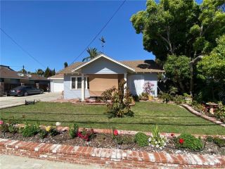 Foreclosed Home - 218 22ND ST, 92627