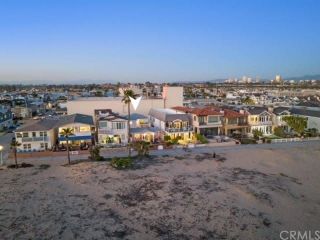 Foreclosed Home - 306 E OCEANFRONT, 92661