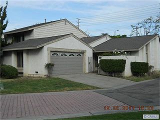 Foreclosed Home - 2608 N TUSTIN AVE UNIT A, 92705
