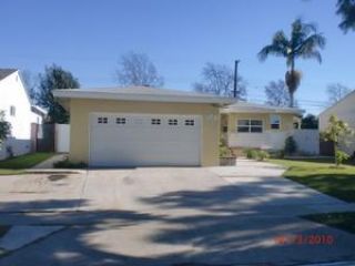 Foreclosed Home - 2129 N POPLAR ST, 92706