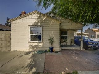 Foreclosed Home - 1231 CYPRESS AVE, 92707