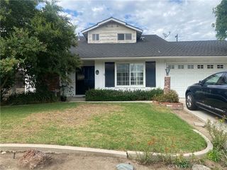 Foreclosed Home - 841 CANDLEWOOD ST, 92821