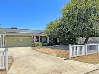Foreclosed Home - 11531 PALOMA AVE, 92843