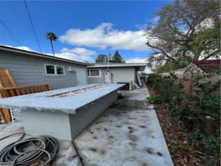 Foreclosed Home - 4628 W SIMMONS AVE, 92868