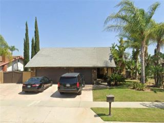 Foreclosed Home - 1133 COUNTRY CLUB LN, 92878