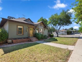 Foreclosed Home - 823 S HOWARD ST, 92879
