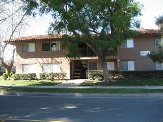 Foreclosed Home - 1598 BORDER AVE UNIT C, 92882