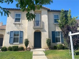 Foreclosed Home - 25189 NOBLE CANYON ST, 92883