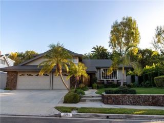 Foreclosed Home - 5216 STONE CANYON AVE, 92886