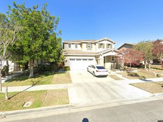 Foreclosed Home - 251 HUERTA ST, 93030