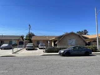 Foreclosed Home - 1544 E 2ND ST, 93030
