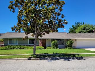 Foreclosed Home - 1463 VENICE ST, 93065