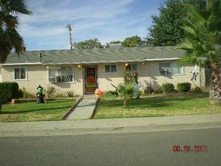 Foreclosed Home - 409 E SANTA CLARA ST, 93204