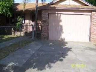 Foreclosed Home - 132 N QUINCE AVE, 93221