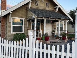 Foreclosed Home - 256 S KAWEAH AVE, 93221
