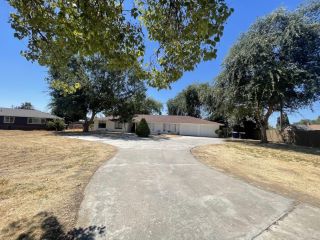 Foreclosed Home - 1291 N LEMOORE AVE, 93245