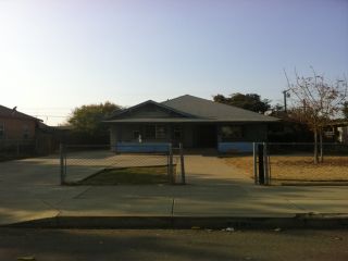 Foreclosed Home - 729 N SWEETBRIAR AVE, 93247