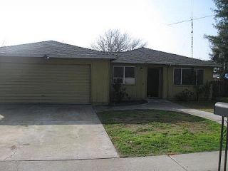 Foreclosed Home - 761 W WESTFIELD AVE, 93257