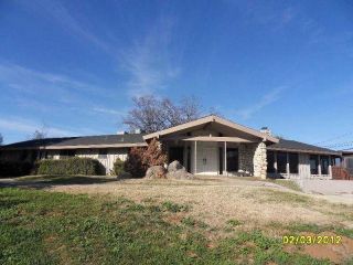 Foreclosed Home - 16855 MUSTANG DR, 93265