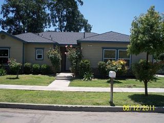 Foreclosed Home - 245 W TULARE AVE, 93274